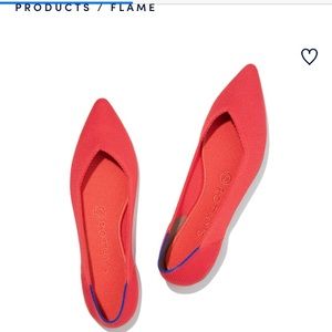 The point flame size 8 Rothys flats